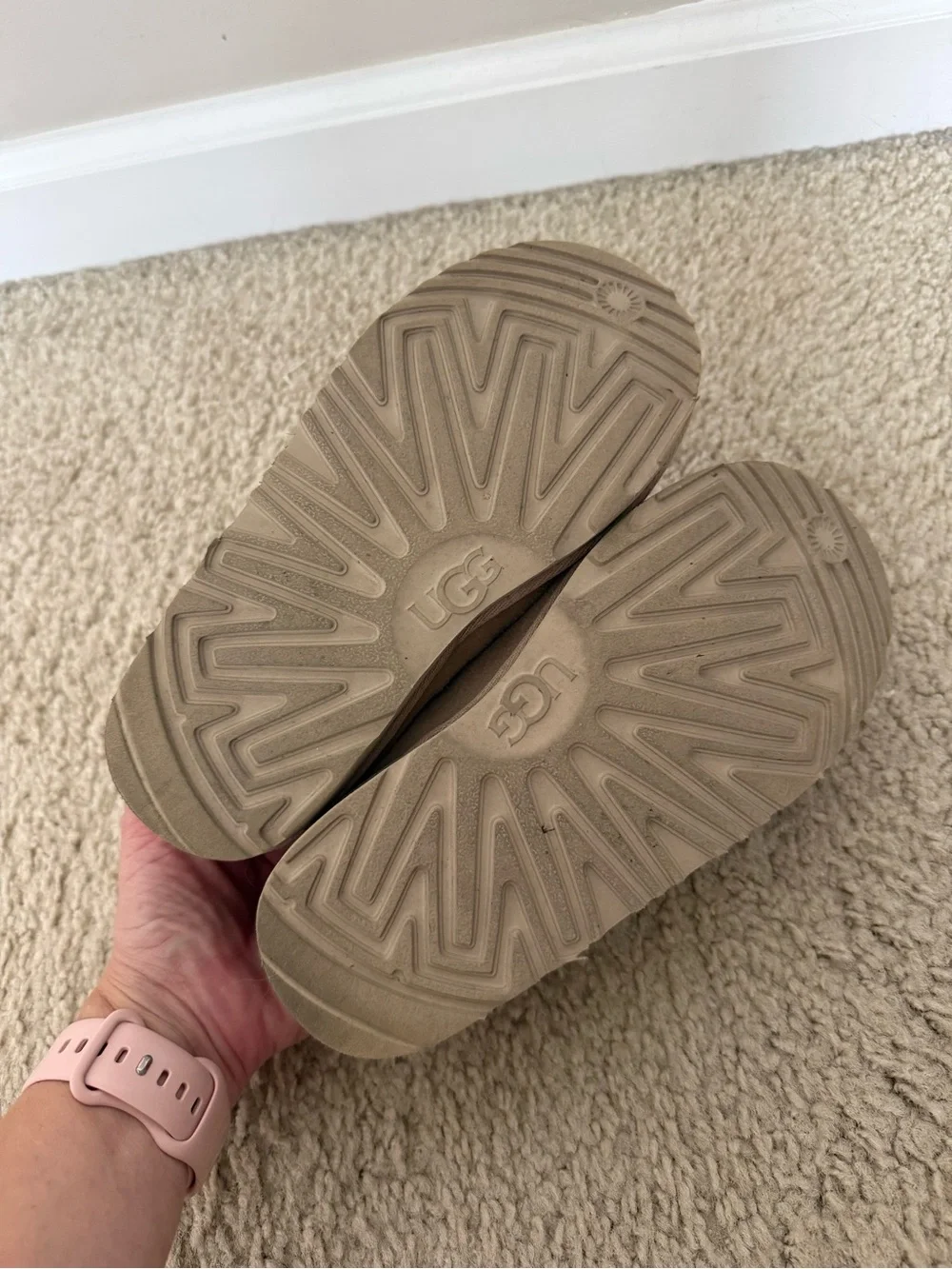 UGG chestnut suede